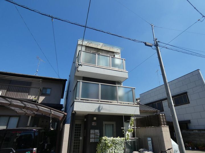 プリミエール妙音通の外観