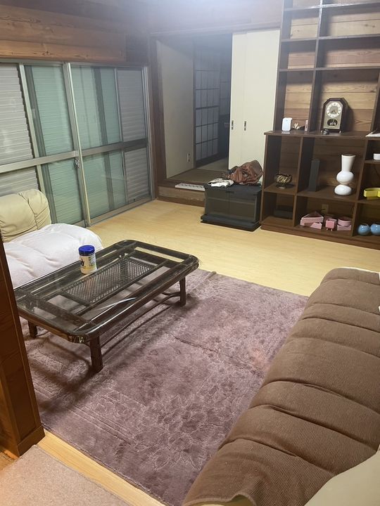 神奈川県川崎市麻生区岡上5(一戸建)の賃貸物件の居間