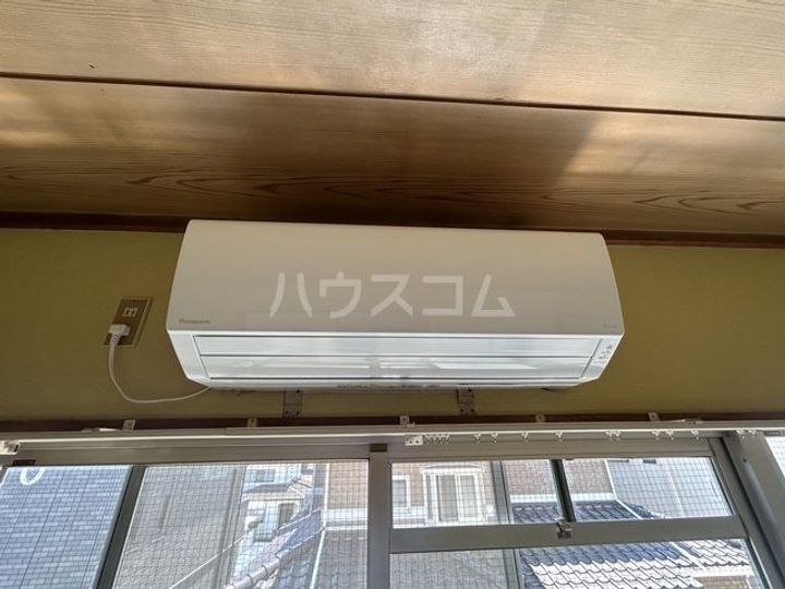 Build-TAKAの内装