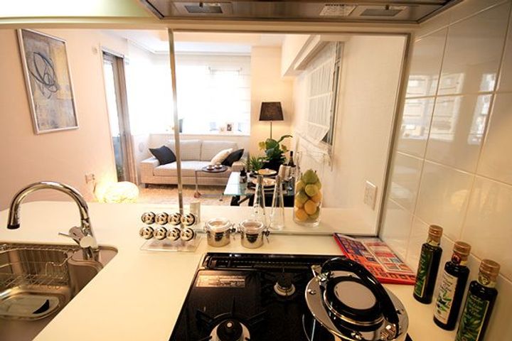 東京都港区東麻布1(マンション)の賃貸物件のキッチン