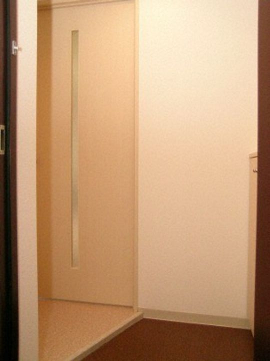 ミラージュ円山の玄関