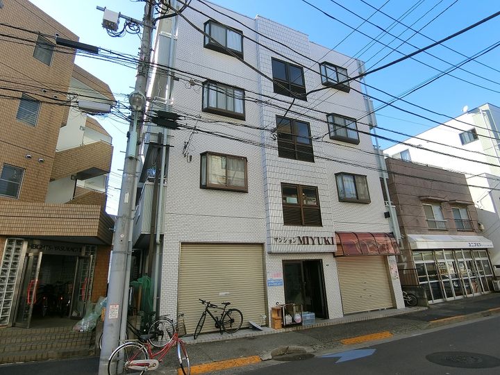 マンションミユキの外観