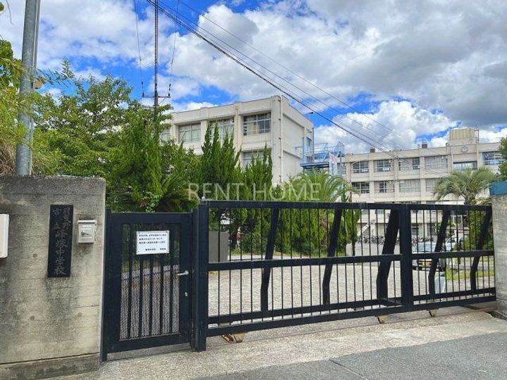 羽曳野グランドハイツの周辺