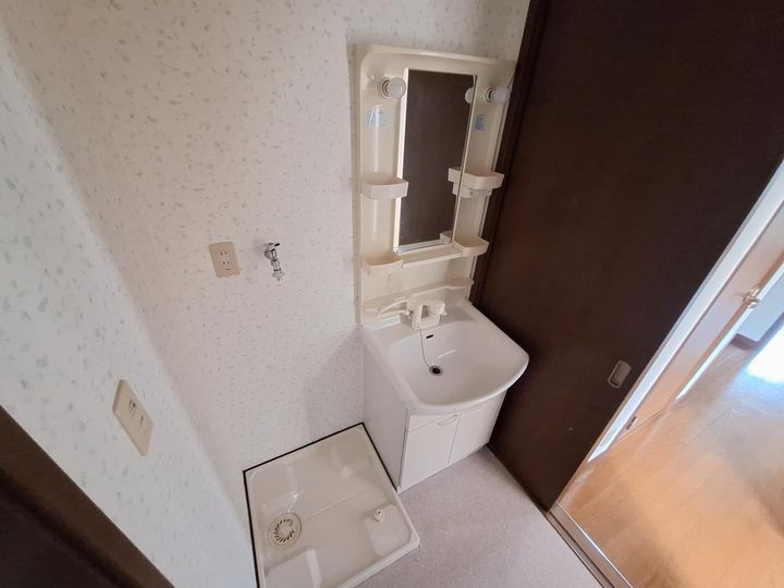 フィオーレ岩切の内装