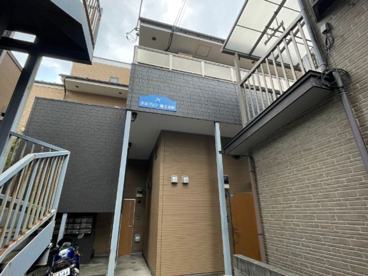 ドルフィン神之木町の外観