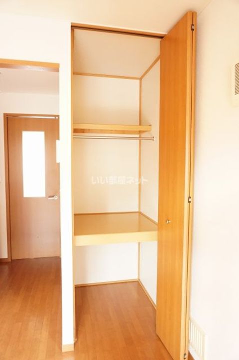 栃木県小山市駅南町6(アパート)の賃貸物件の内装
