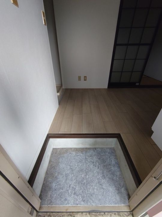 静岡県浜松市中央区和合町(アパート)の賃貸物件の玄関