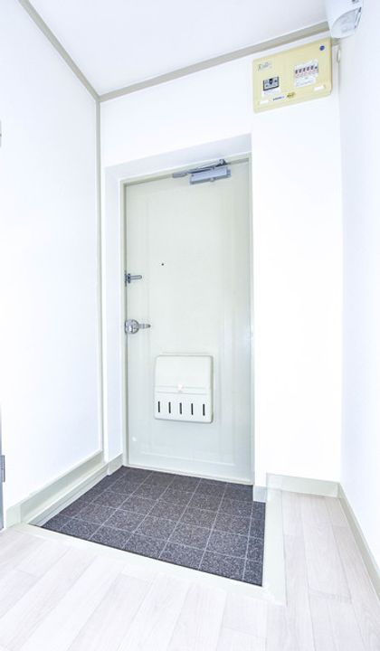 URひよどり台の玄関