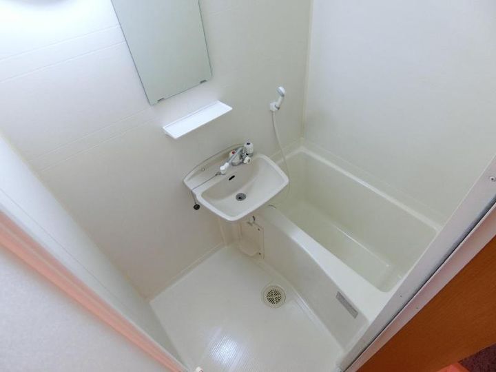 シードブライトBの風呂