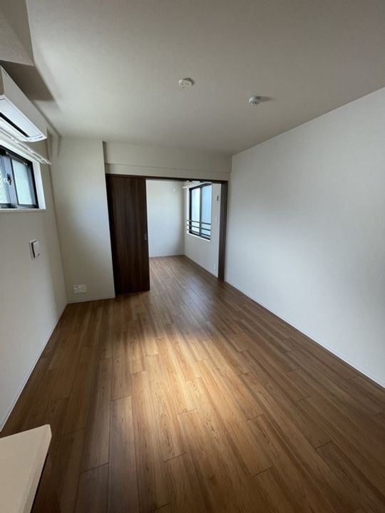 東京都品川区荏原4(マンション)の賃貸物件の居間