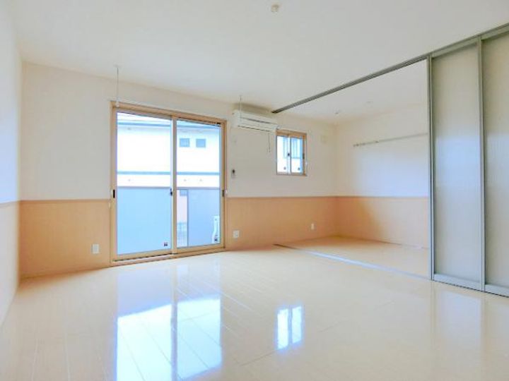 長野県長野市大字川合新田(アパート)の賃貸物件の居間