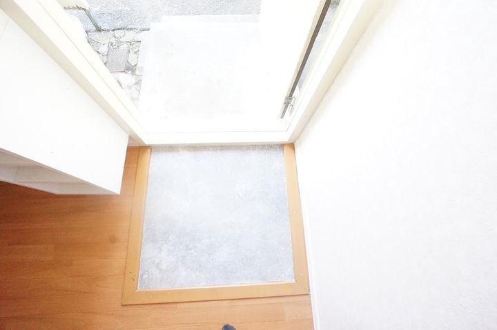 さわやかハイツの玄関