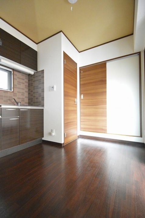 広島県広島市南区宇品神田5(マンション)の賃貸物件の居間