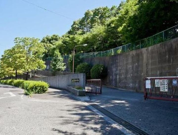 神奈川県川崎市多摩区菅馬場3(一戸建)の賃貸物件の周辺