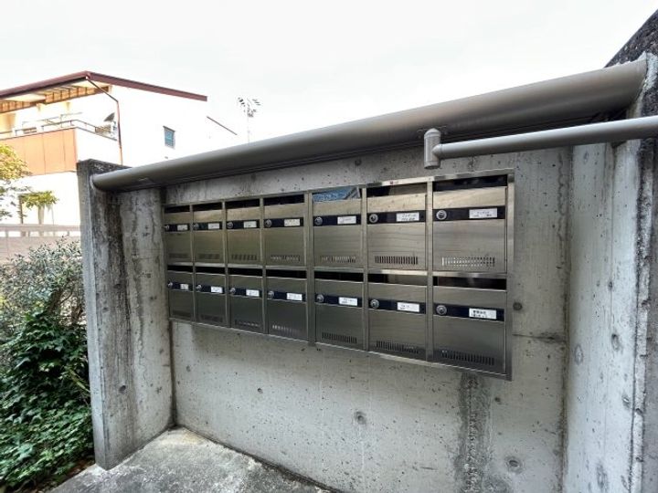 ブルームの玄関