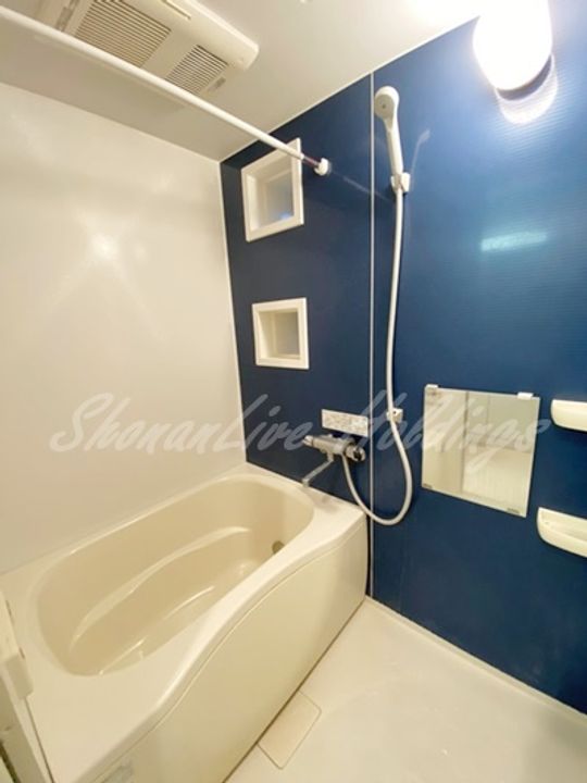 クリスタルコートの風呂