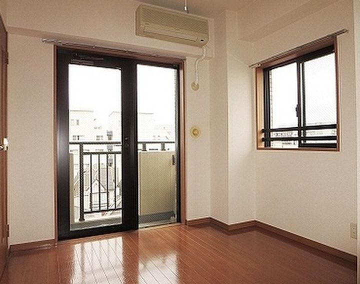 東京都大田区千鳥1(マンション)の賃貸物件の居間