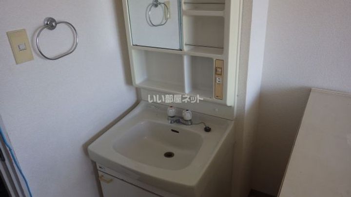 ドーミー赤池の内装