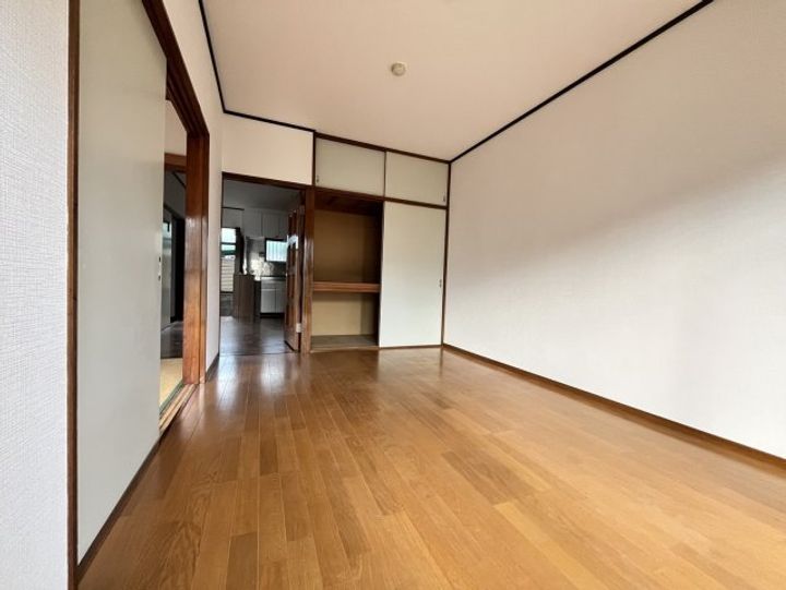 グリンパレスの居間