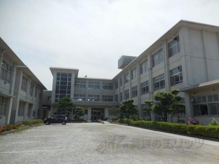 グリーン・ゼフィルスの周辺