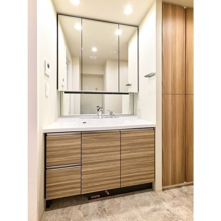 コンフォリア・リヴ西大島SOUTHの内装