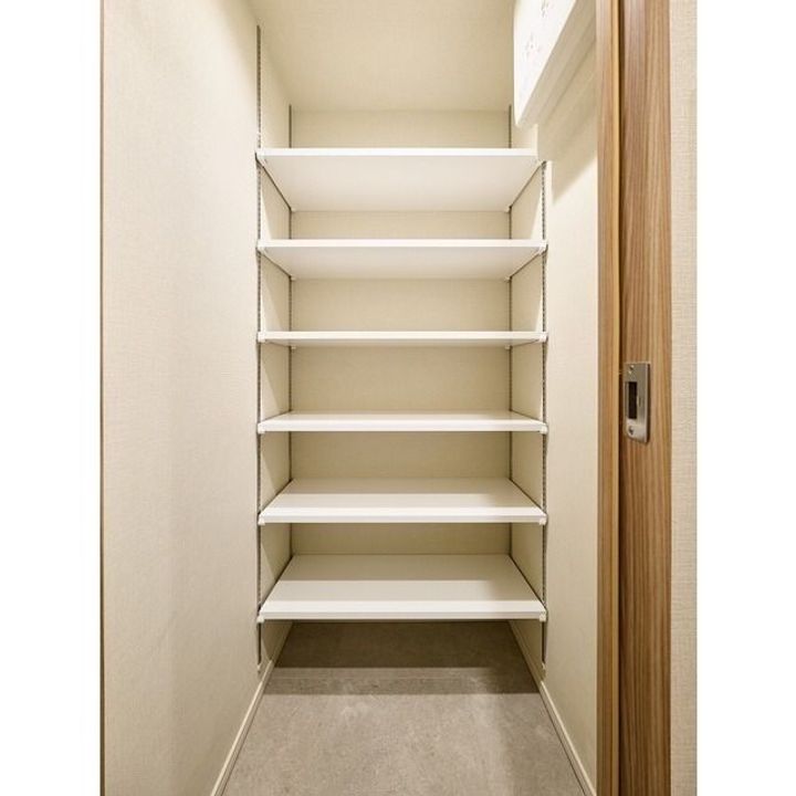 コンフォリア・リヴ西大島SOUTHの内装