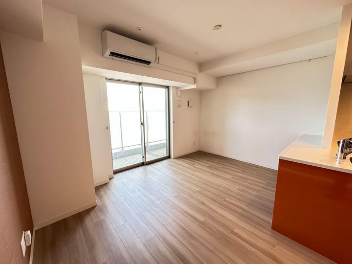 ロイヤルパークスER万代の内装