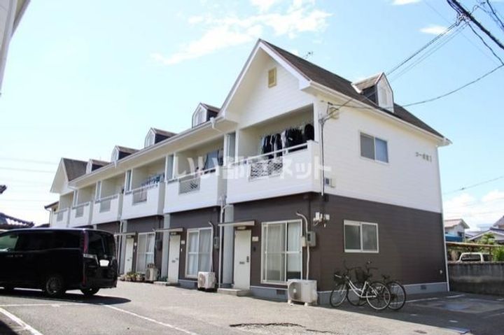 コーポ宮 1号棟の外観