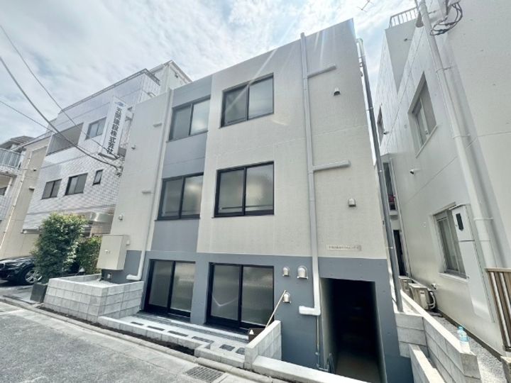 早稲田鶴巻町IMAハウスの外観