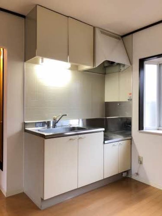 フレグランス延友のキッチン