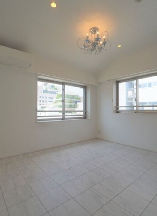 東京都港区南青山2(マンション)の賃貸物件の内装