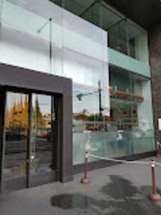 東京都港区南青山2(マンション)の賃貸物件の周辺