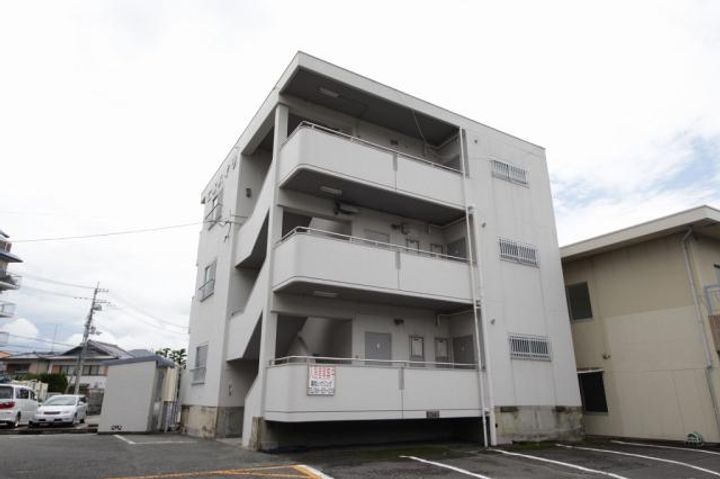 仁木ハイツの外観