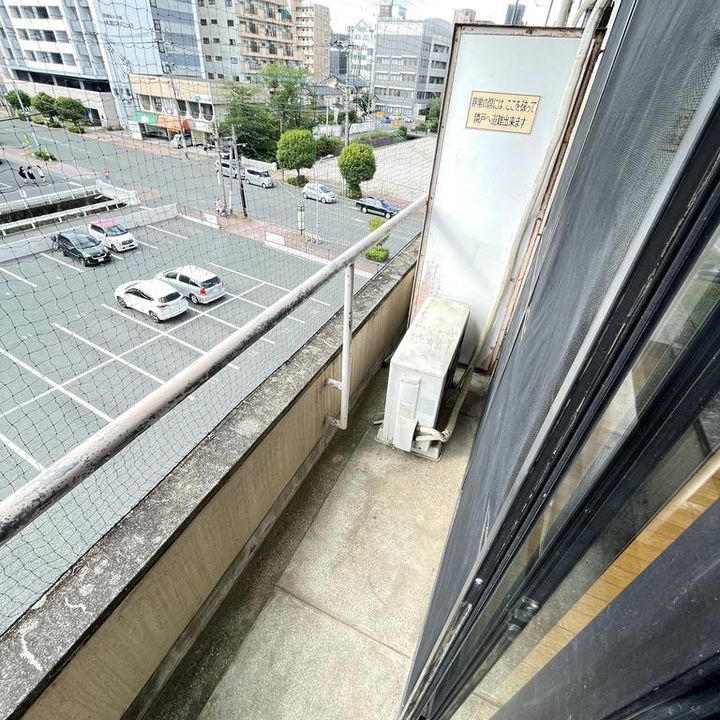 湛ビル_の内装
