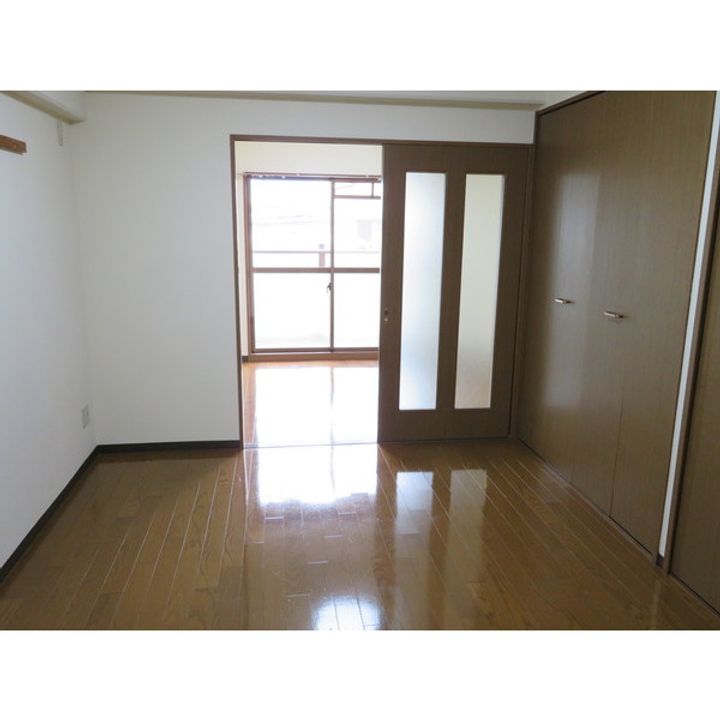 ベルメゾン石垣西の居間