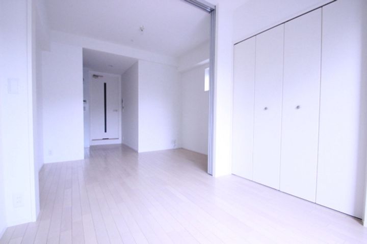 KatayamaBLD23の居間