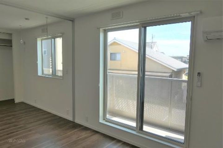 エストレーノのその他画像