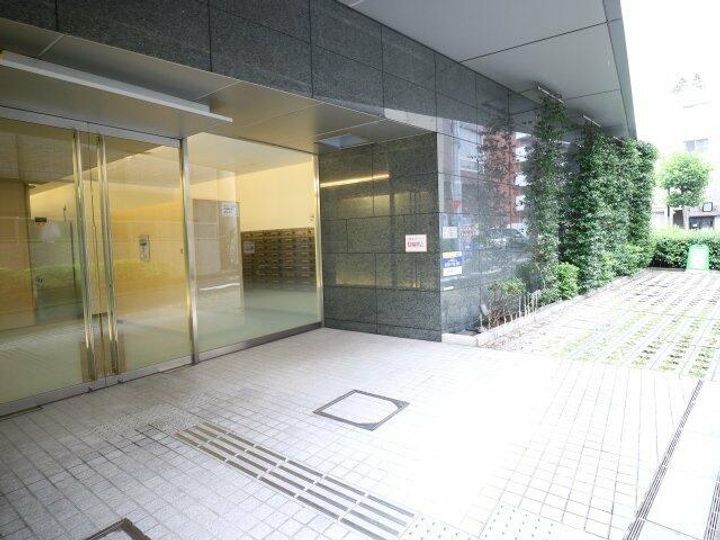 東京都港区三田5(マンション)の賃貸物件の地図