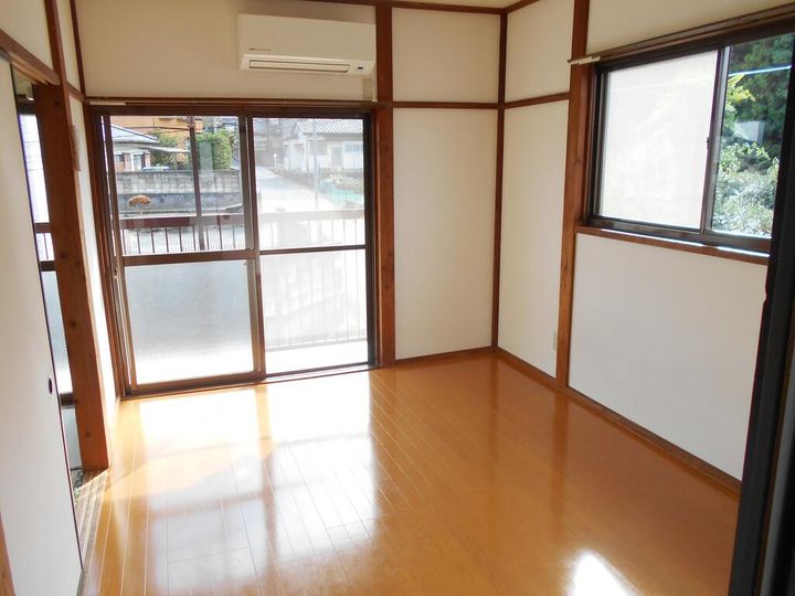 リキハイツの居間