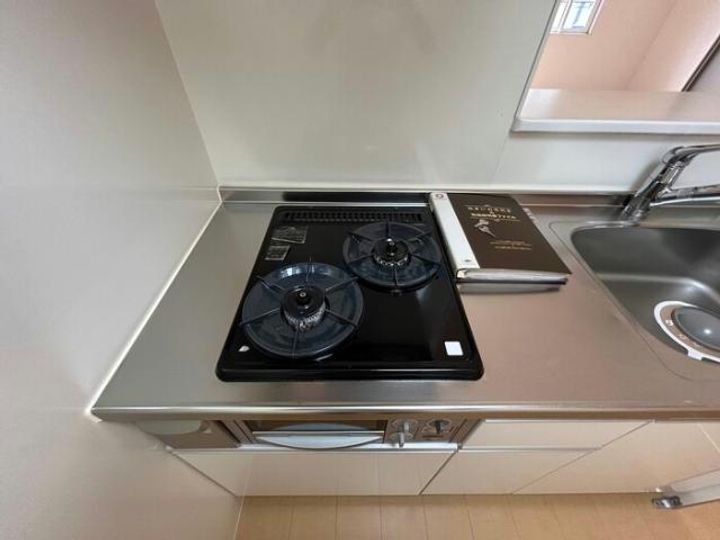 岐阜県岐阜市領下7(アパート)の賃貸物件のキッチン