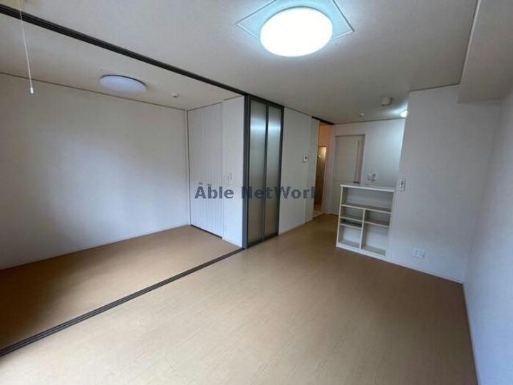 岐阜県岐阜市領下7(アパート)の賃貸物件の居間