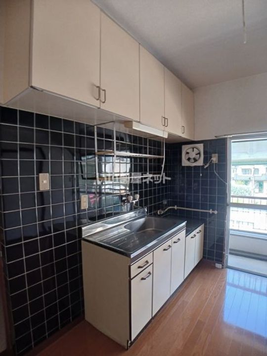 中筋マンションのキッチン