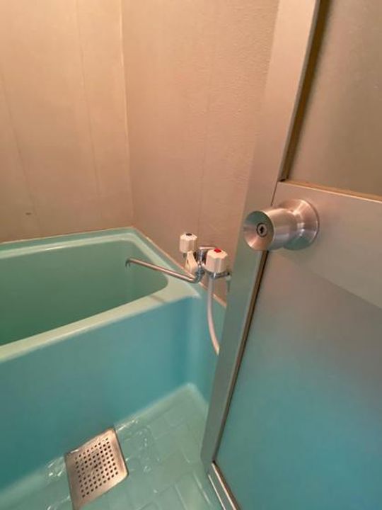 富田町コーポ(西側)の風呂