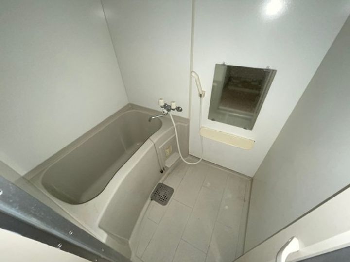 第21友建ビルの風呂