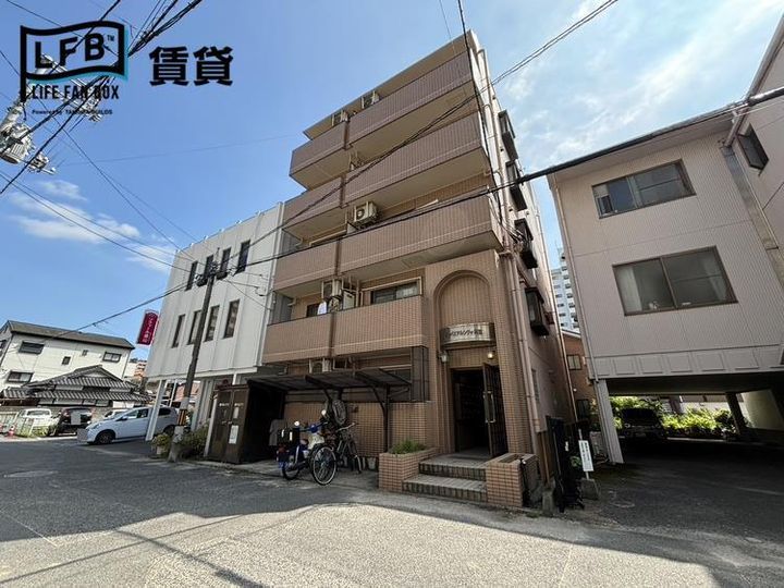 インペリアルシティ河東の外観