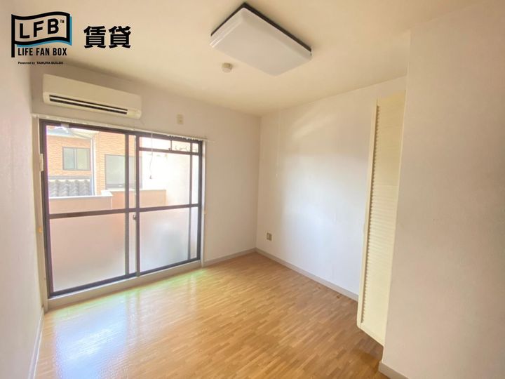 インペリアルシティ河東の居間