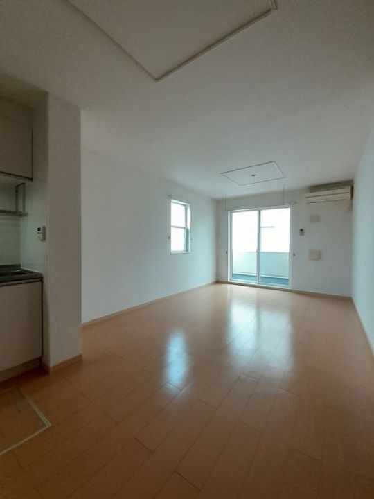 福島県福島市宮代字北口(アパート)の賃貸物件の居間