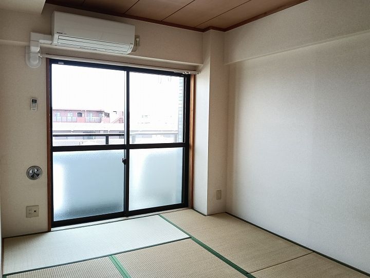 千葉県浦安市富士見3(マンション)の賃貸物件の居間