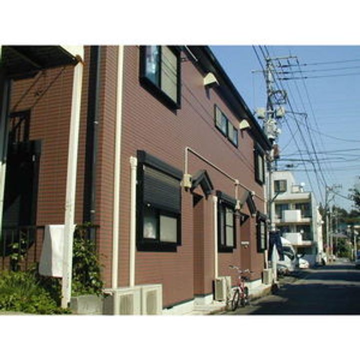 コリーヌNAOIの外観