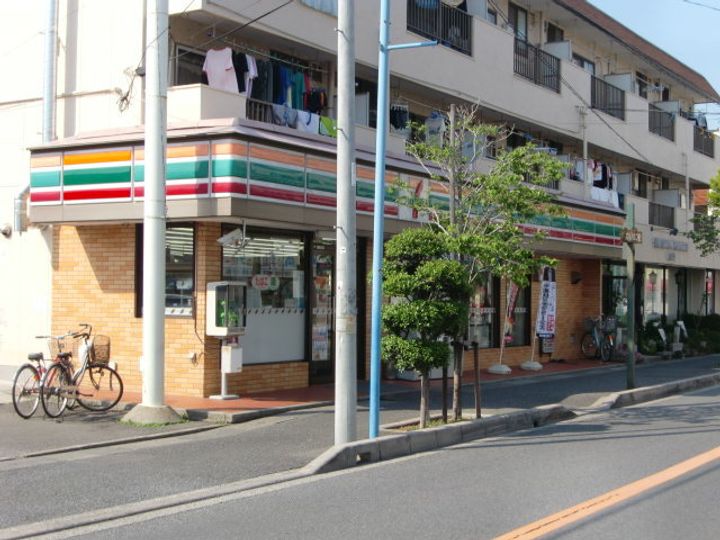 モルド妙典の周辺